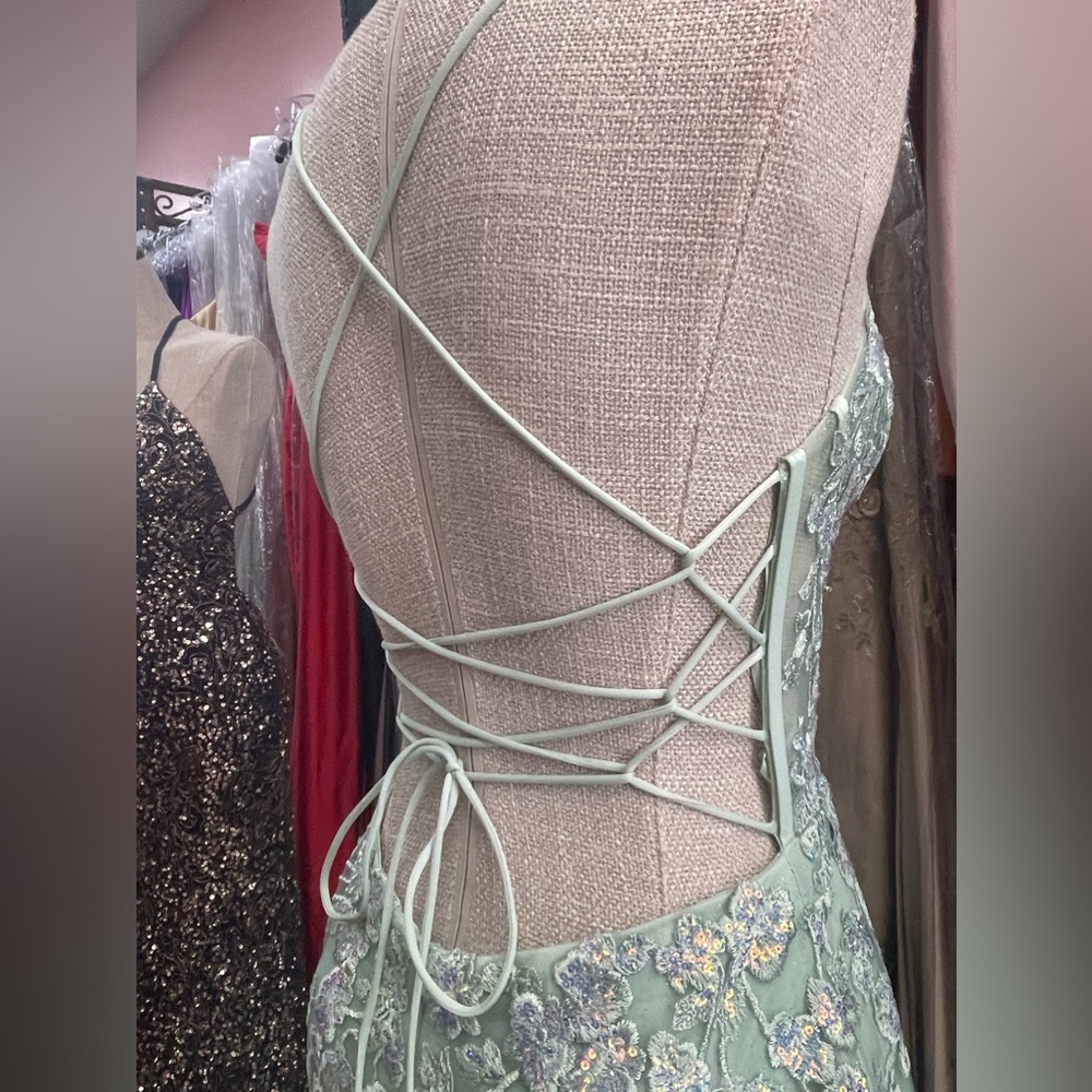 Beautiful mermaid style dress